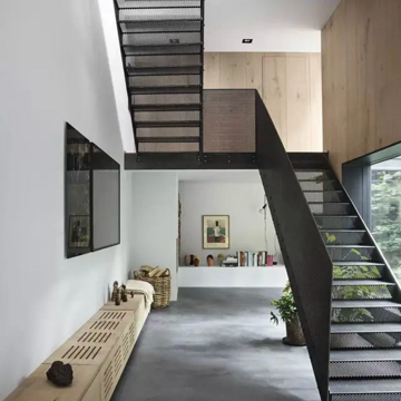 split view upstairs downstairs